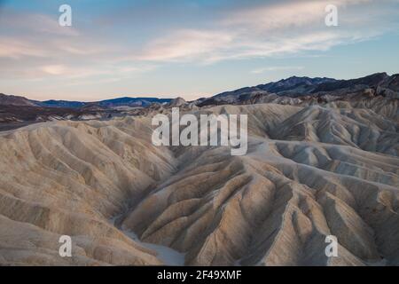 Zabriskie Point bei Sonnenuntergang, im Death Valley Stockfoto
