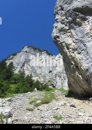 Beeindruckende erodierte Kalksteinformationen in den alpen auf der Ebenalp, Appenzell, Kanton Appenzell-Innerrhoden Stockfoto