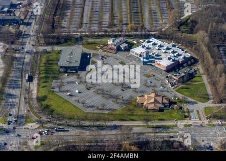 Luftbild, Multiplex-Kino, Apollo-Kinos und Parkhäuser, Erle, Gelsenkirchen, Ruhrgebiet, Nordrhein-Westfalen, Deutschland, DE, Europa, Cinem Stockfoto