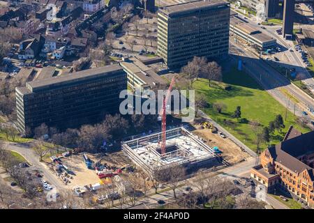 Luftaufnahme, , Baustelle Neubau auf dem Verwaltungsgelände thyssenkrupp Steel Europe AG, Bruckhausen, Duisburg, Ruhrgebiet, Nord R Stockfoto