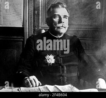 Der französische General Joseph Jacques Césaire Joffre (1852-1931), der während des ersten Weltkriegs diente, war in der Ca. 1910-1915 Stockfoto