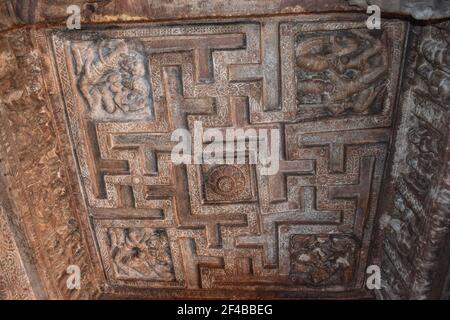 Decke von Swastik in den Höhlentempeln von Badami, Karnataka Stockfoto