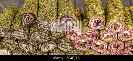 Auswahl an türkischen Spezialitäten, bekannt als türkische Delikatessen Erhältlich zum Verkauf vor allem in allen Bereichen in der Türkei Land Stockfoto