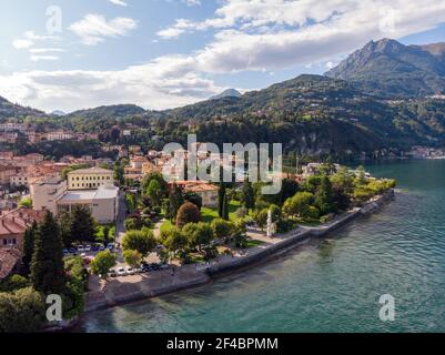 Erstaunliche Luftaufnahme von Menaggio, Comer See, Italien Stockfoto