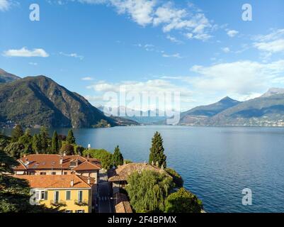 Erstaunliche Luftaufnahme von Menaggio, Comer See, Italien Stockfoto