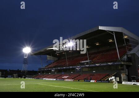 Gesamtansicht Blundell Park während der Sky Bet EFL Liga zwei Spiel zwischen Grimsby Town und Crawley Town im Blundell Park in Cleethorpes. Stockfoto