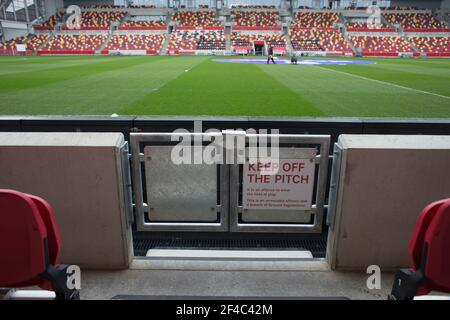 LONDON, GROSSBRITANNIEN. MÄRZ 20th : Brentford Community Stadium während des Sky Bet Championship-Spiels zwischen Brentford und Nottingham Forest im Brentford Community Stadium, Brentford am Samstag, 20th. März 2021. (Quelle: Federico Maranesi, Mi News) Stockfoto