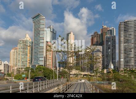 Blick auf die moderne Skyline von Panama City, Panama Stockfoto