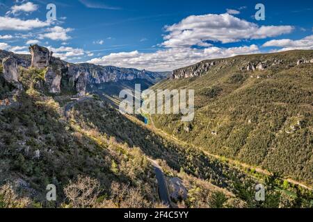 Gorges du Tarn, vom Aussichtspunkt in der Nähe von Schloss Blanquefort, auf Causse Mejean Plateau, Massif Central, Lozere Department, Region Okzitanien, Frankreich Stockfoto