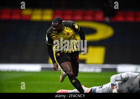 Vicarage Road, Watford, Hertfordshire, Großbritannien. März 2021, 20th. English Football League Championship Football, Watford gegen Birmingham City; Ken Sema von Watford kehrt in der Feier ab, als er das Eröffnungtor erzielt. Kredit: Aktion Plus Sport/Alamy Live Nachrichten Stockfoto