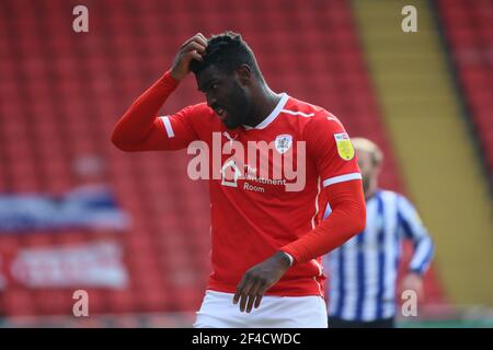 BARNSLEY, ENGLAND. MÄRZ 20th: Daryl Dyke von Barnsley während des SkyBet Championship-Spiels zwischen Barnsley und Sheffield Mittwoch in Oakwell, Barnsley am Samstag, 20th. März 2021. (Kredit: Pat Scaasi - MI Nachrichten) Kredit: MI Nachrichten & Sport /Alamy Live Nachrichten Stockfoto