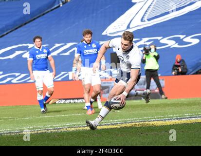 BT Murrayfield Stadium, Edinburgh.Schottland, Großbritannien. März 21, 20th. Guinness Six Nations Match .Scotlands Duhan Van der Merwe Noten TRY Kredit: eric mccowat/Alamy Live News Stockfoto