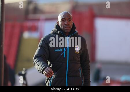 BARNSLEY, ENGLAND. MÄRZ 20th: Darren Moore, Sheffield Mittwoch Manager, nach dem SkyBet Championship Spiel zwischen Barnsley und Sheffield Mittwoch in Oakwell, Barnsley am Samstag 20th März 2021. (Kredit: Pat Scaasi - MI Nachrichten) Kredit: MI Nachrichten & Sport /Alamy Live Nachrichten Stockfoto