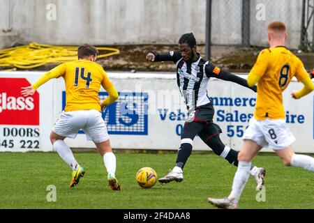 Elgin, Großbritannien. März 2021, 20th. 20. März 2021. Dies ist aus der Scottish League One Match zwischen Elgin City und Edinburgh City. Elgin - Smart Osadolor auf dem Angriff Kredit: JASPERIMAGE/Alamy Live News Stockfoto