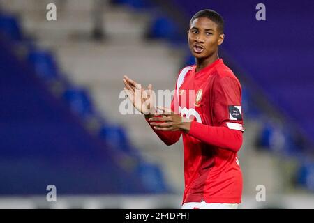 GENK, BELGIEN - MÄRZ 19: Moussa Sissako von Standard de Liege beim Jupiler Pro League Spiel zwischen KRC Genk und Standard de Liege bei Cristal Ar Stockfoto