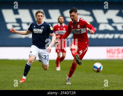 LONDON, Großbritannien, MÄRZ 20: Grant Hall of Middlesbrough während der Sky Bet Championship zwischen Millwall und Middlesbrough im Den Stadium, London am 20th. März 2021 Credit: Action Foto Sport/Alamy Live News Stockfoto