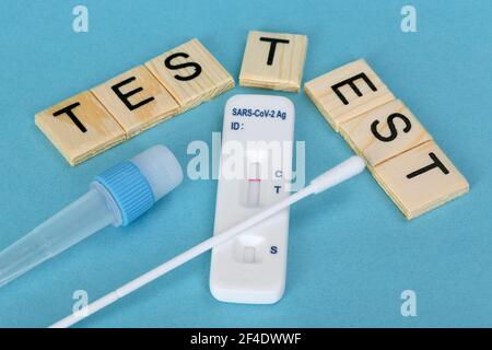 Covid-19 Antigen Schnelltest, Selbsttest Stockfoto