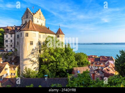 Schloss Meersburg in Baden-Württemberg, Deutschland, Europa. Es ist ein mittelalterliches Wahrzeichen der Stadt Meersburg. Landschaft Bodensee oder Bodensee mit Deutsch Stockfoto