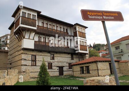 Kastoria Stadt am See Orestiada, Tsiatsiapa alten traditionellen Herrenhaus, Mazedonien, Griechenland Stockfoto