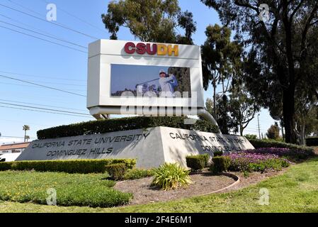 CARSON, KALIFORNIEN - 20 MAR 2021: California State University Dominguez Hill Schild. Stockfoto