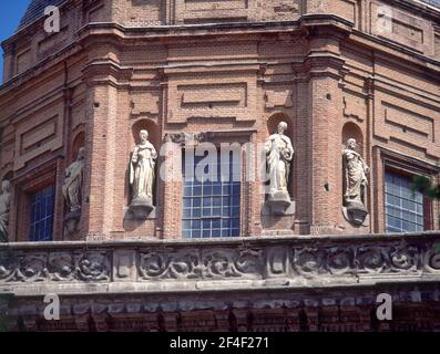 ALLE DE LA CUPULA Y LA BALAUSTRADA DE LA CAPILLA DE SAN ISIDRO - SIGLO XVII. AUTOR: TORRE PEDRO DE LA / VILLARREAL JOSE DE. ORT: IGLESIA DE SAN ANDRES-CAPILLA SAN ISIDRO. MADRID. SPANIEN. Stockfoto