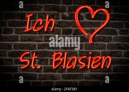 Leuchttreklame, Ich liebe St. Blasien, Baden-Württemberg, Deutschland, Europa Ich liebe St. Blasien, Baden-Württemberg, Deutschland Stockfoto