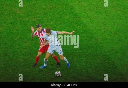 BUKAREST, RUMÄNIEN - 23. Februar 2021 - Chelsea FC und Atletico Madrid in Aktion während der ersten Etappe der UEFA Champions League bei der National are Stockfoto