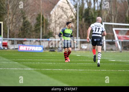 Llanelli, Wales, Großbritannien. März 2021, 21st. Gavin Henson (6) von West Wales Raiders in, am 3/21/2021. (Foto von Craig Thomas/News Images/Sipa USA) Quelle: SIPA USA/Alamy Live News Stockfoto