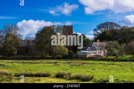 English Village - St Clement's Church, Powderham, Exeter, Devon, England Stockfoto