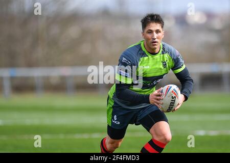 Llanelli, Wales, Großbritannien. März 2021, 21st. Gavin Henson (6) von West Wales Raiders in Aktion am 3/21/2021. (Foto von Craig Thomas/News Images/Sipa USA) Quelle: SIPA USA/Alamy Live News Stockfoto