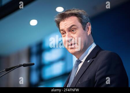 München, Deutschland. März 2021, 21st. Markus Söder (CSU), Parteivorsitzender und Ministerpräsident Bayerns, spricht bei einer Pressekonferenz im Parteibüro der CSU. Thema der Pressekonferenz sind die Konsequenzen, die die Partei aus der Maskenaffäre ziehen wird. Quelle: Matthias Balk/dpa/Alamy Live News Stockfoto