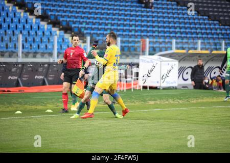 Frosinone, Italien. März 2021, 20th. Benito Stirpe Stadium, Lecce besiegte Frosinone 3-0 für das Spiel 30th der italienischen Serie B in Frosinone, Italien am 20. März 2021. In diesem Bild Pablo Rodriguez und Luigi Vitale (Foto: Paolo Pizzi/Pacific Press/Sipa USA) Quelle: SIPA USA/Alamy Live News Stockfoto