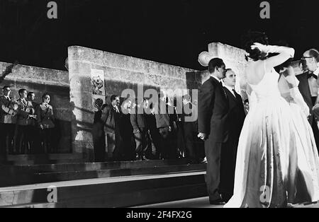 Miss Carnaval, Havanna (Kuba : Provinz), Havanna (Kuba), Kuba, 1964. Aus der Sammlung Deena Stryker Photographs. ()