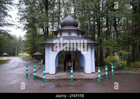 Polen, Grabarka - 10. Oktober 2020: Die wunderbare Quelle beim Essen des Heiligen Berges Grabarka Stockfoto