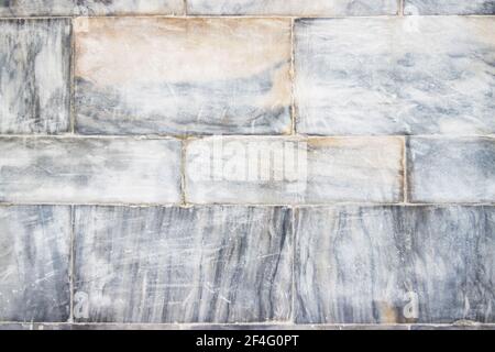 Leere alte Beton grau schäbig Gebäude Fassade für Tapete Hintergrund Stockfoto