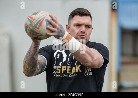 Featherstone, England - 21st. März 2021 - Danny Brough von Bradford Bulls Üben Kicks vor der Rugby League Betfred Challenge Cup Runde 1 Spiel zwischen Featherstone Rovers vs Bradford Bulls im Millenium Stadium, FeatherstoneUK Dean Williams/Alamy Live News Stockfoto