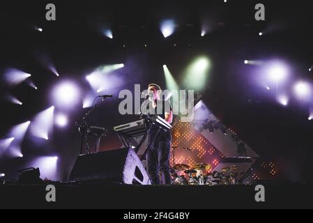 ITALIEN, FIRENZE 2017: Serj Tankian, Sänger der amerikanischen vierköpfigen Rockband "System of a Down" (auch bekannt als SOAD), tritt live auf der Bühne auf. Stockfoto