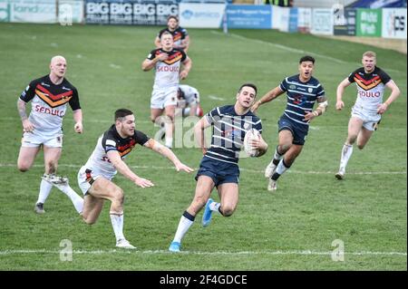 Featherstone, England - 21st. März 2021 - Craig Hall of Featherstone Rovers rast während der Rugby League Betfred Challenge Cup Runde 1 zwischen Featherstone Rovers und Bradford Bulls im Millenium Stadium, FeatherstoneUK Dean Williams/Alamy Live News Stockfoto