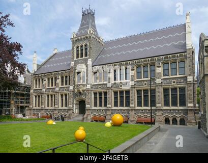 Sonnige Landschaft rund um das Canterbury Museum in Christchurch in New Seeland Stockfoto