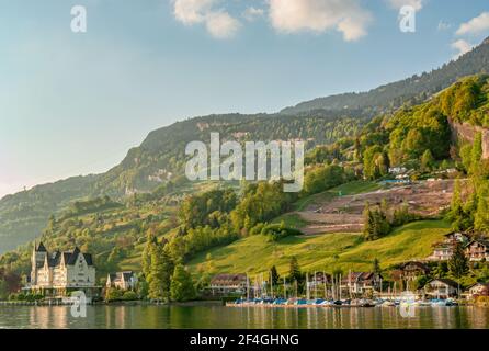 Sehen Sie Vitznau am Vierwaldstättersee in der Nähe von Luzern, Schweiz Stockfoto