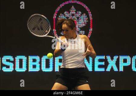 Sankt Petersburg, Russland. März 2021, 21st. Daria Kasatkina von Russland in Aktion während der St. Petersburg Ladies Trophy 2021 Tennisturnier Endspiel gegen Margarita Gasparyan von Russland in Sibur Arena. (Foto von Sergei Mikhailichenko/SOPA Images/Sipa USA) Quelle: SIPA USA/Alamy Live News Stockfoto