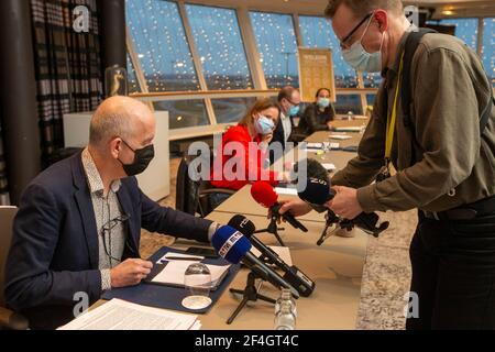 Geert Molenberghs, Föderation Wallonien - Brüsseler Ministerin Caroline Desir, flämischer Minister für Bildung, Tierschutz und Sport Ben Weyts und G Stockfoto