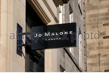 Jo Malone London Zeichen, Einzelhändler von Parfüms und Düfte, George Street, Edinburgh Schottland Stockfoto