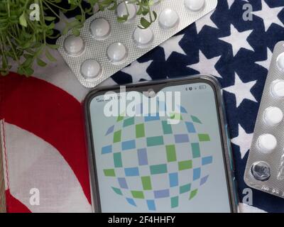 Auf diesem Foto Illustration ein Walgreens Boots Alliance Logo auf dem Smartphone zu sehen. Stockfoto