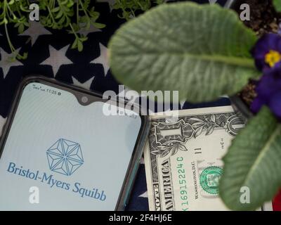 Ukraine. März 2021, 20th. Auf diesem Foto Illustration ein Bristol-Myers Squibb Logo auf dem Smartphone zu sehen. Kredit: Valera Golovniov/SOPA Images/ZUMA Wire/Alamy Live Nachrichten Stockfoto
