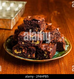 Brownies mit Walnüssen Stockfoto