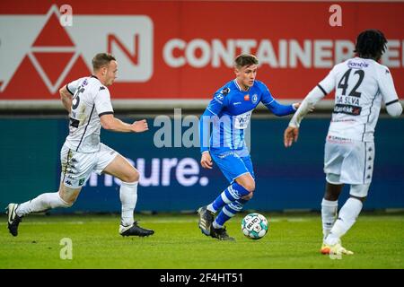 GENT, BELGIEN - MÄRZ 21: Alexander Corryn von Cercle Brugge, Alessio Castro-Montes von KAA Gent und Leonardo da Silva Lopes von Cercle Brugge während der Stockfoto