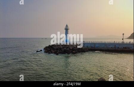 Sonnenuntergang im Hafen von Cheongsapo in Haeundae, Busan, Südkorea, Asien. Stockfoto