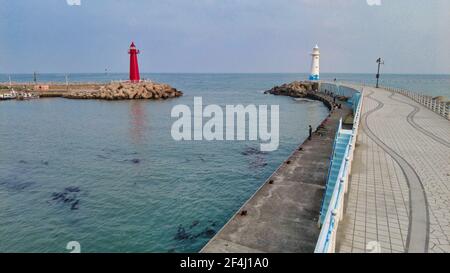 Sonnenuntergang im Hafen von Cheongsapo in Haeundae, Busan, Südkorea, Asien. Stockfoto