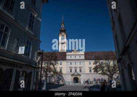 Linzer Landhaus ist ein Renaissance-Gebäude in Linz, Österreich 28.02.2021. Das Linz Landhaus ist Sitz der oberösterreichischen Landesregierung. Stockfoto